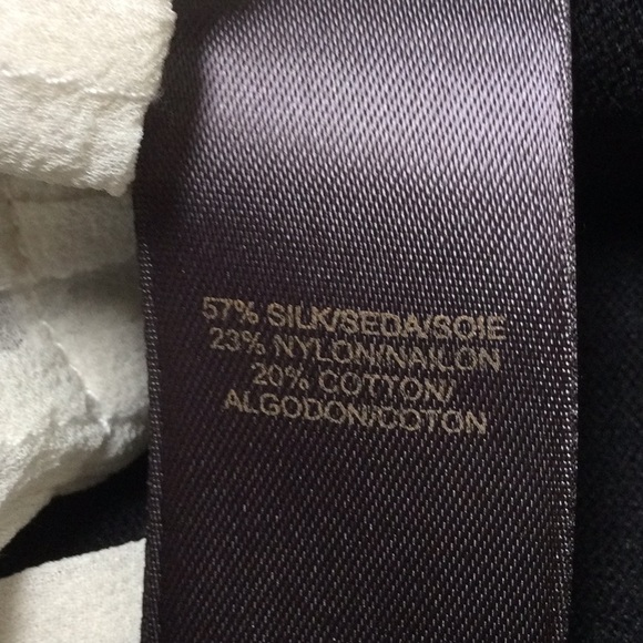 💋 4/$30 Liz Claiborne sweater buttondown top - Picture 7 of 7